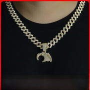 Diamond-shaped Cuban Chain + Pendant Gold