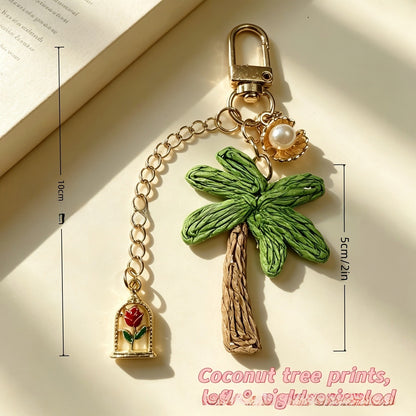Starfish Knitting Key Chain In Green With Straw Material, Featuring A Vacation Style Design