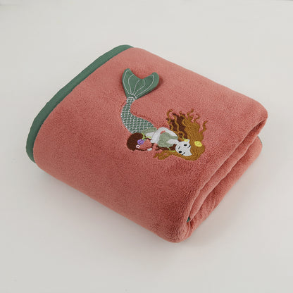 Soft And Absorbent Towels For Everyday Use, Available In Multiple Colors And Sizes