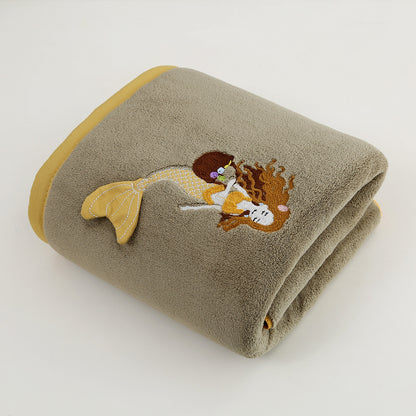 Soft And Absorbent Towels For Everyday Use, Available In Multiple Colors And Sizes