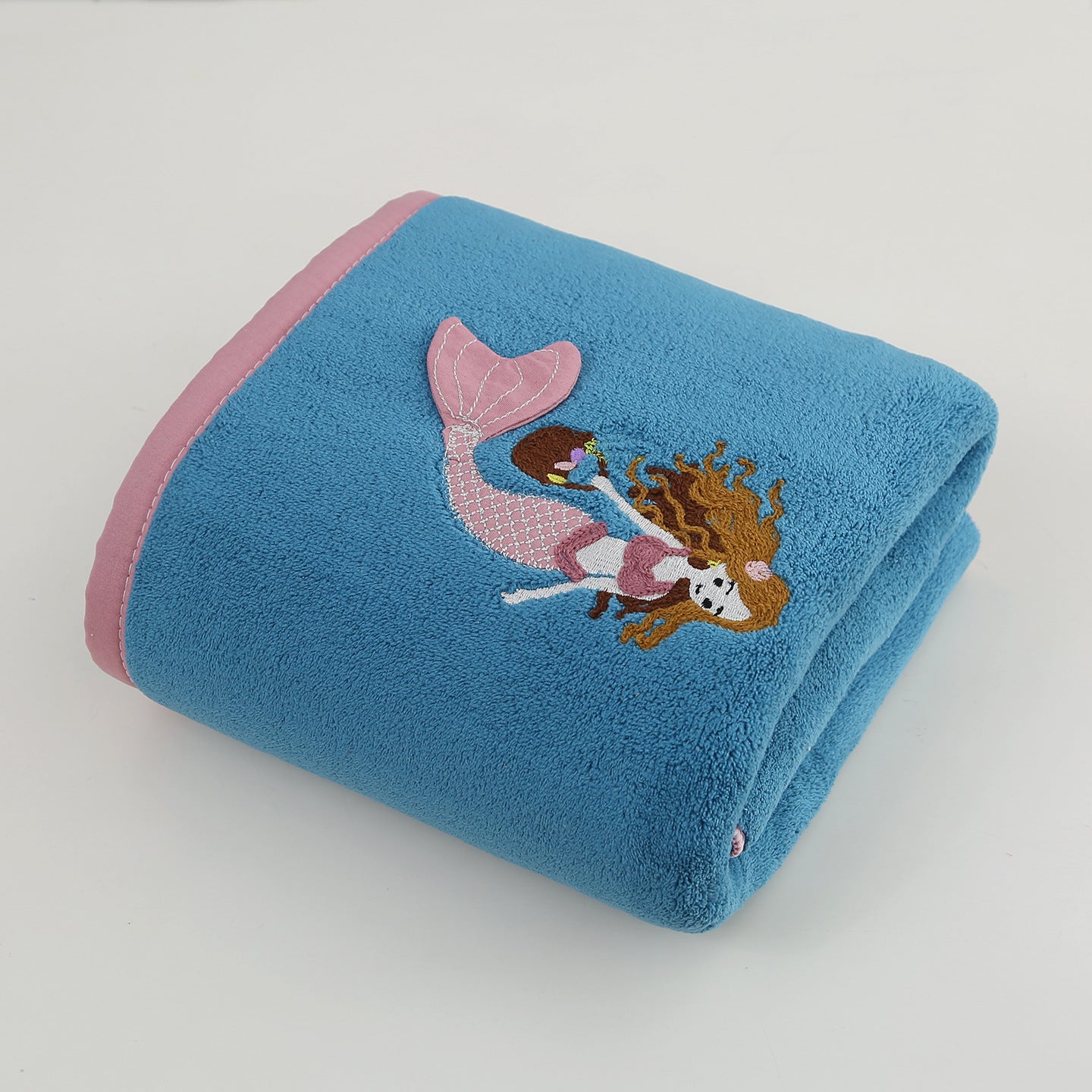 Soft And Absorbent Towels For Everyday Use, Available In Multiple Colors And Sizes