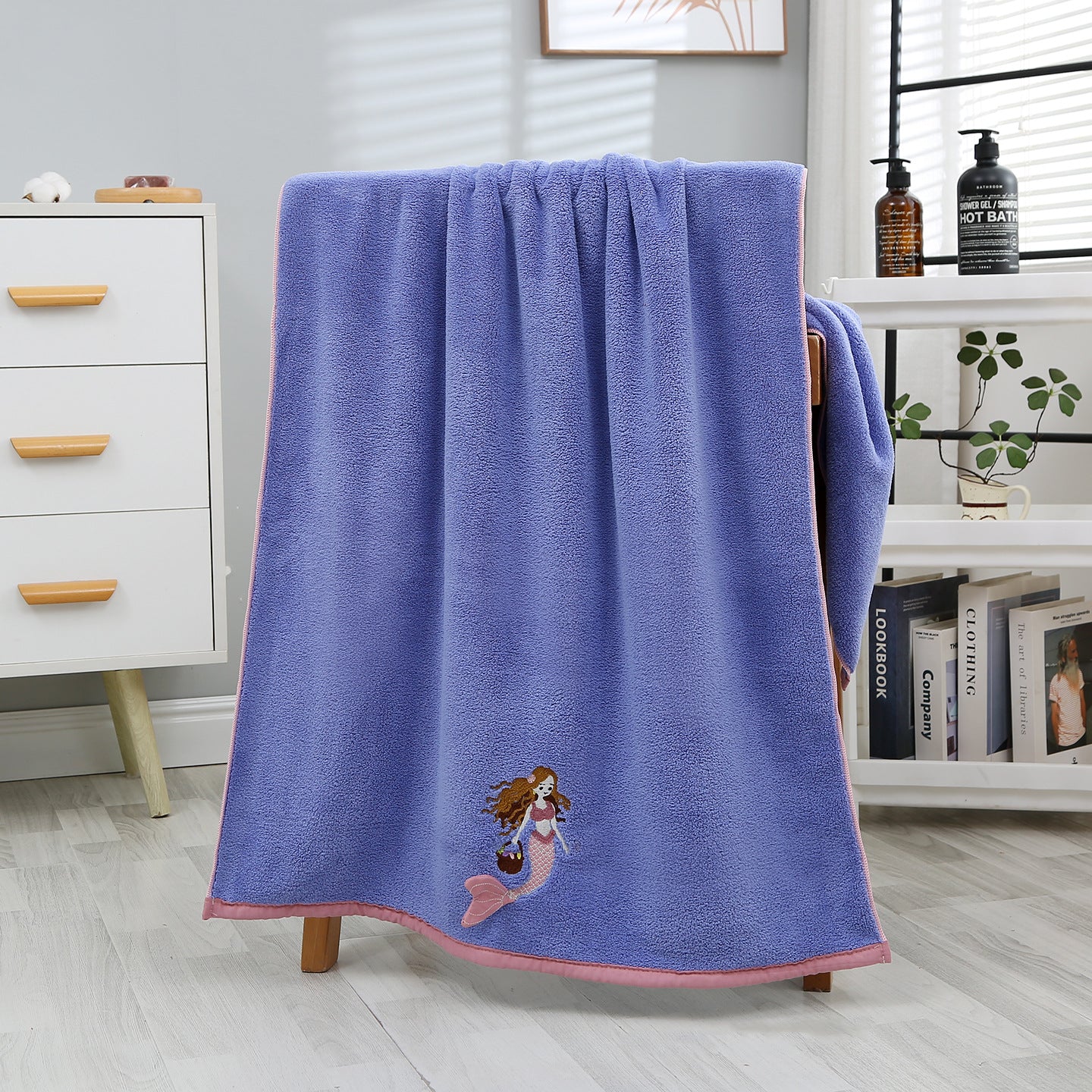 Soft And Absorbent Towels For Everyday Use, Available In Multiple Colors And Sizes