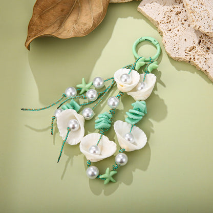 Knitted Shell Bag Pendant In Colour Featuring Vacation Style