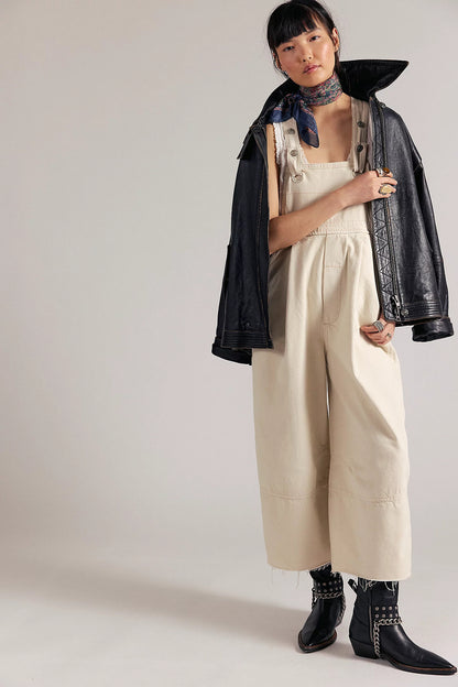 Women's Inelastic Denim Cotton Dungarees Full Length Casual Jeans With Washed Finish For Spring