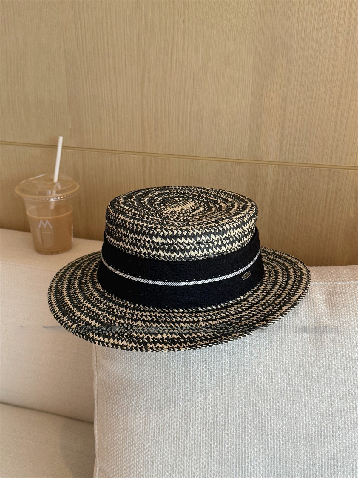 French Style Women’s Stripe Straw Hat With Short Brim, Featuring UV Protection And Braid Craftsmanship