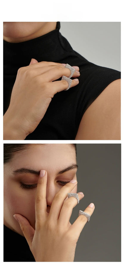 Geometric Silver Hip-Hop Rings For Women In Alloy With Rhinestones Featuring Electroplated Craftsmanship