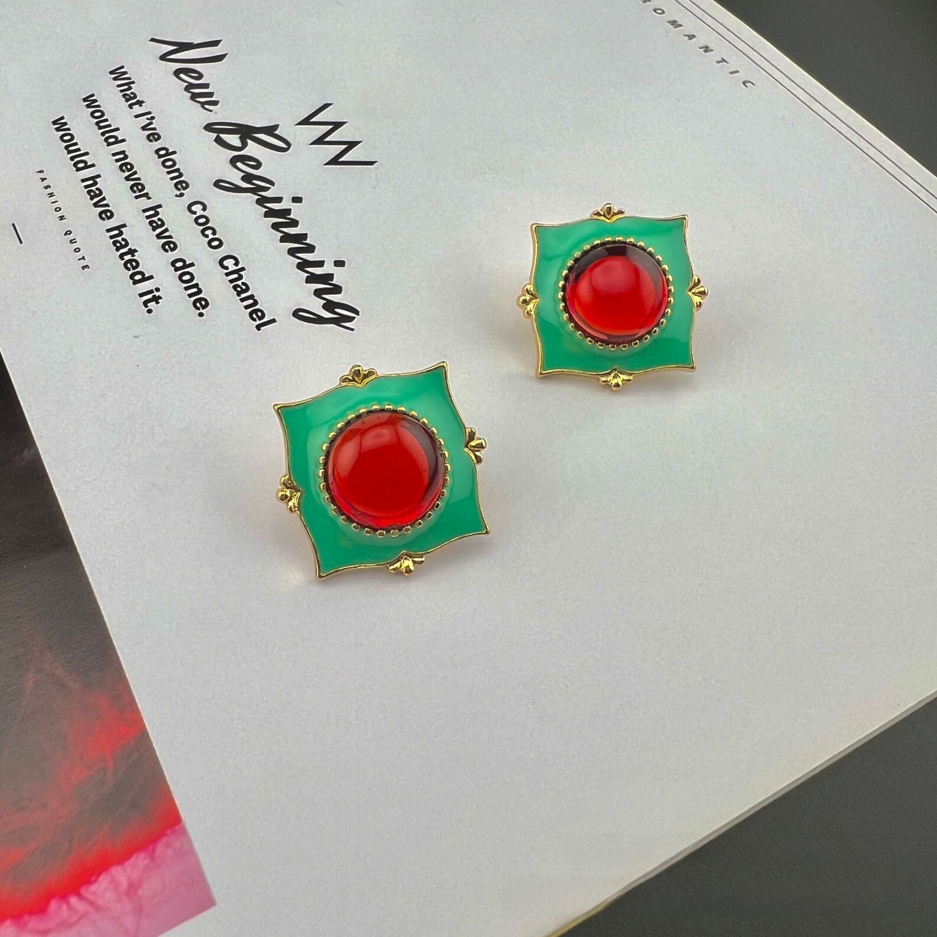 Retro Geometric Silver Enamel Stud Earrings In Alloy With Clip-On Ear Caps