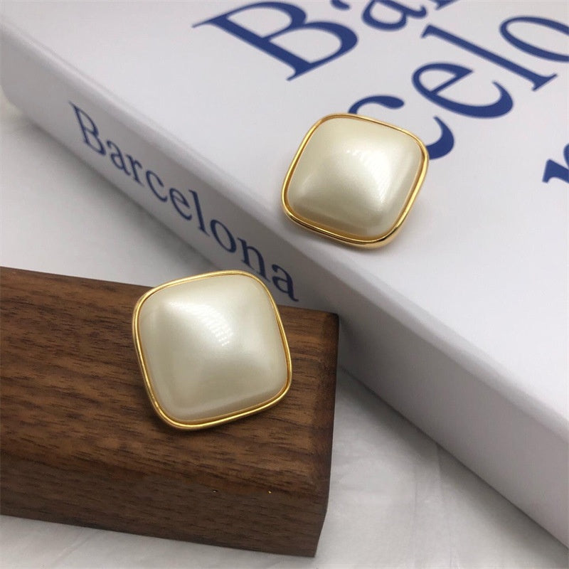 Geometric Stud Earrings For Unisex Featuring 925 Sterling Silver Ear Pins In Retro Style Alloy Design