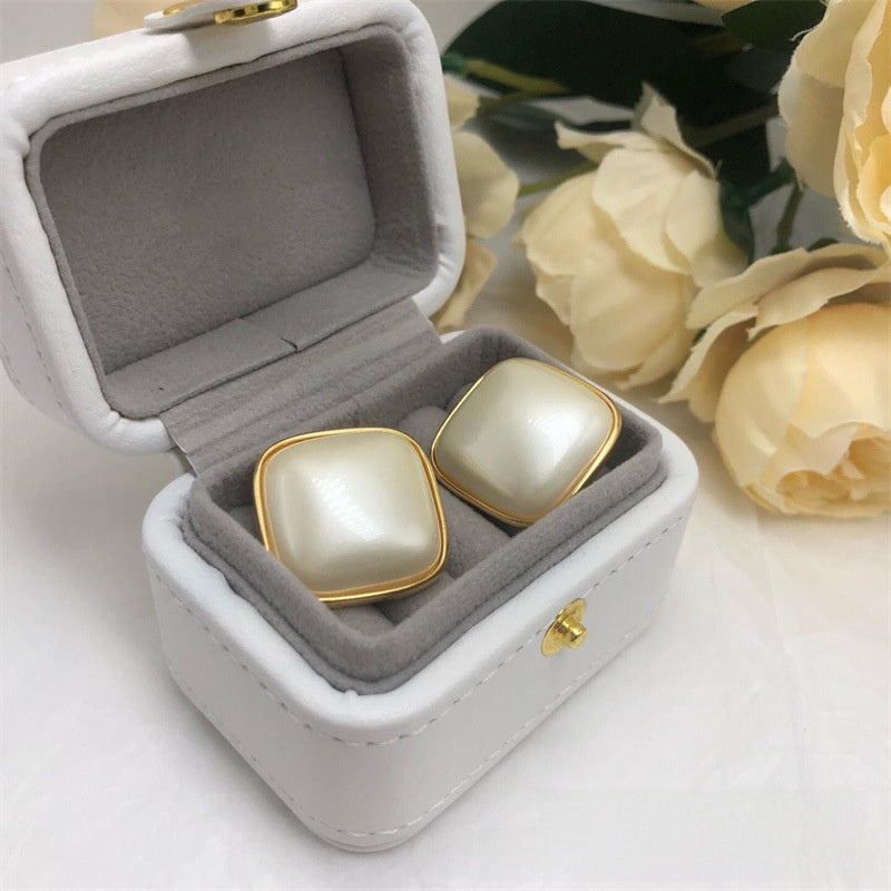 Geometric Stud Earrings For Unisex Featuring 925 Sterling Silver Ear Pins In Retro Style Alloy Design