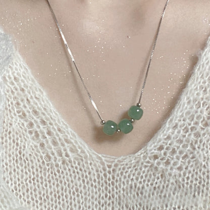 Sweet Round Pendant Necklace For Women In Gold Featuring Electroplated Metal And Natural Stone