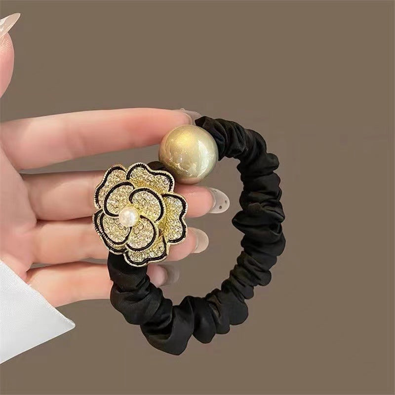 Simple Style Solid Color Scrunchie Hair Accessory In Dyed Black Featuring Durable Alloy Material