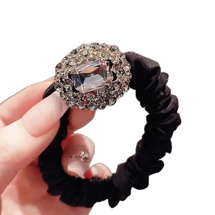 Simple Style Solid Color Scrunchie Hair Accessory In Dyed Black Featuring Durable Alloy Material