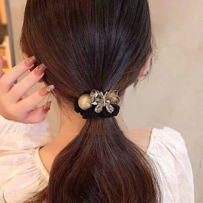Simple Style Solid Color Scrunchie Hair Accessory In Dyed Black Featuring Durable Alloy Material