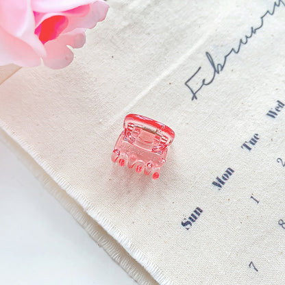 Modern Style Quadrilateral Hairpin For Women, Made Of Durable Plastic