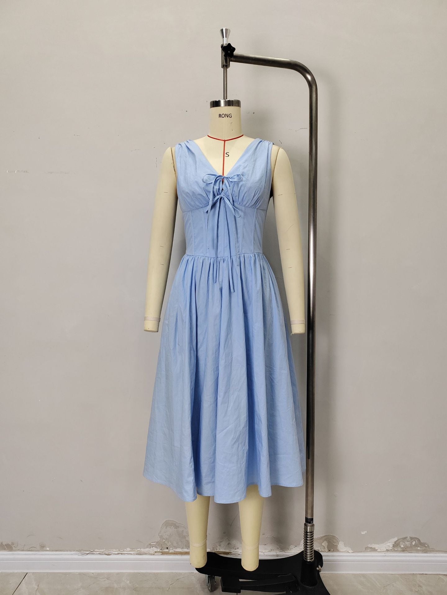 Solid Color Casual Sleeveless V Neck Strap Dress In Cotton Fabric For Everyday Wear