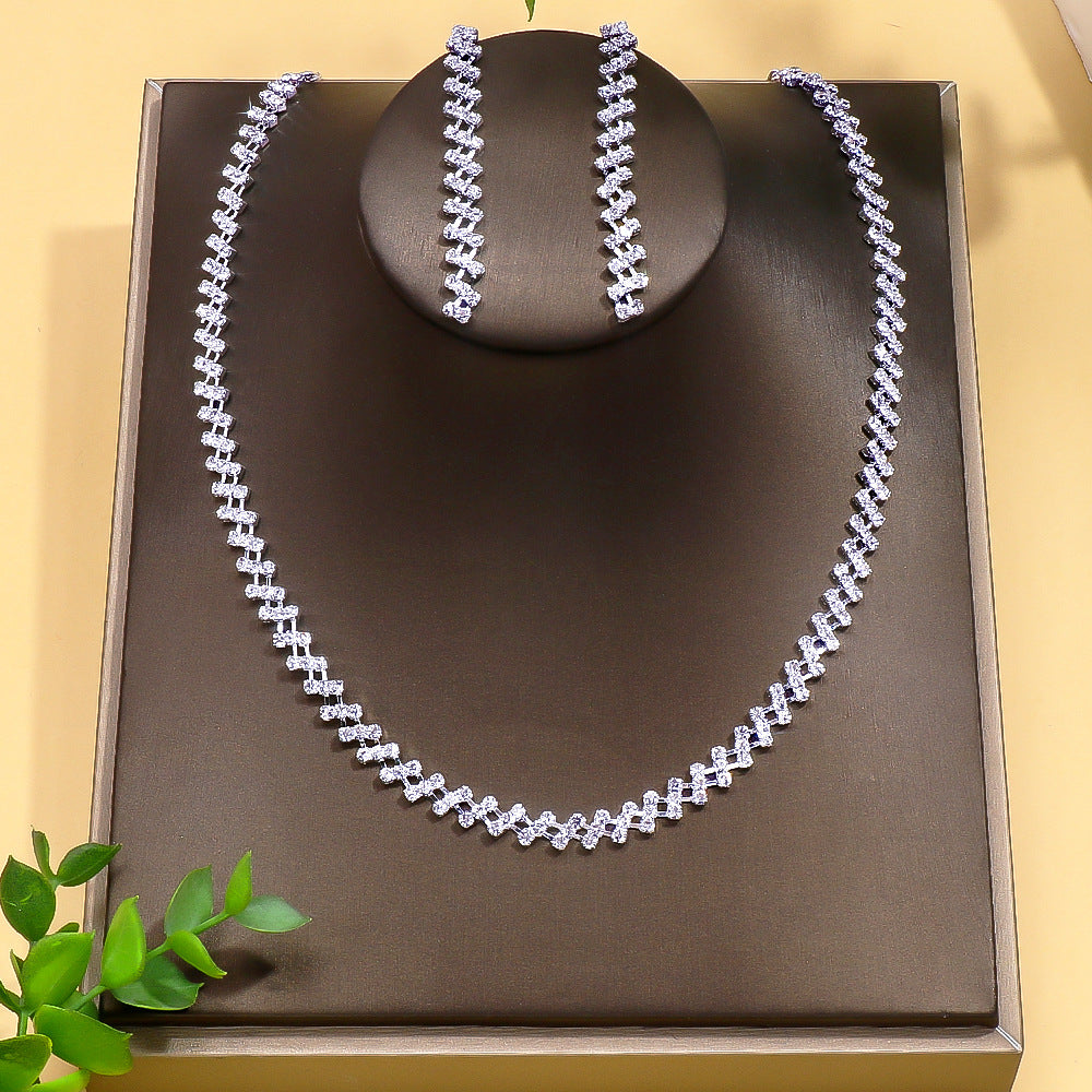 Women’s Simple Style Jewelry Set Featuring Rhombus Pattern With Rhinestones And Box Chain