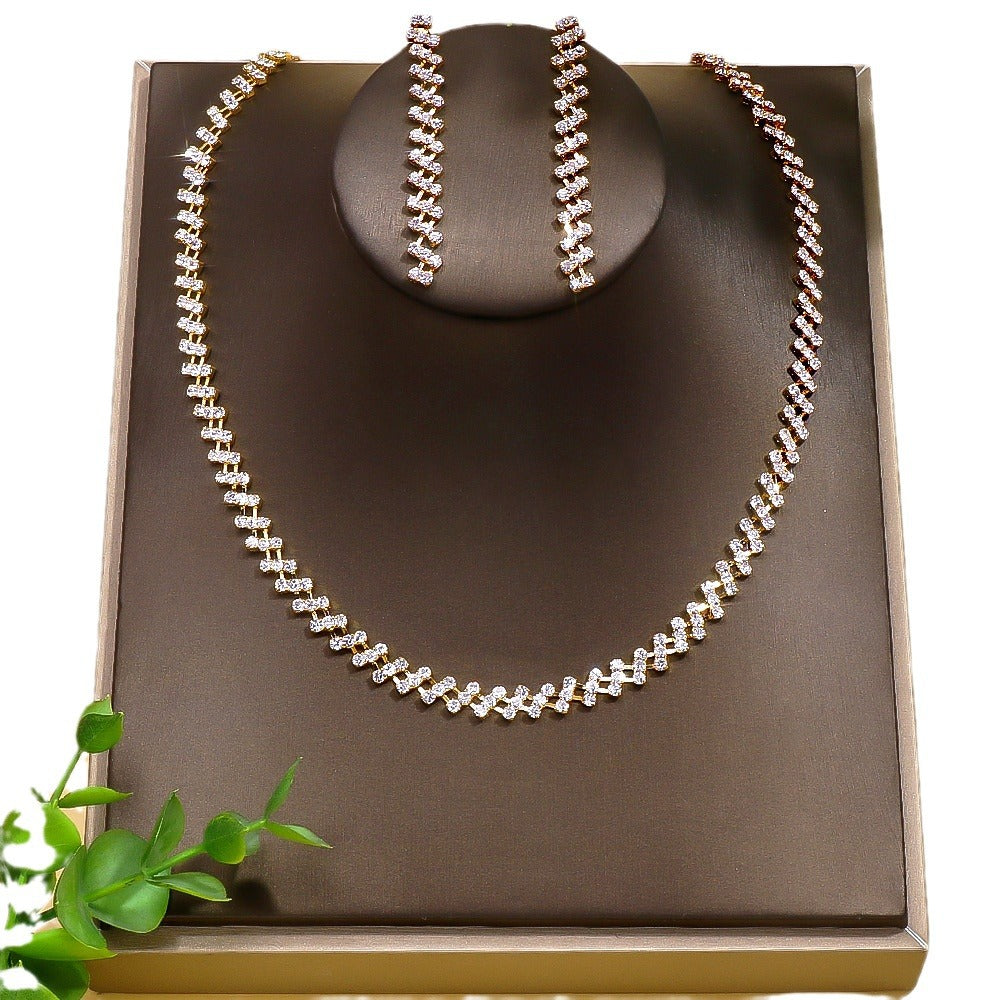 Women’s Simple Style Jewelry Set Featuring Rhombus Pattern With Rhinestones And Box Chain