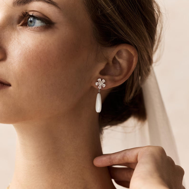 Petal Stud Earrings For Women In Silver Featuring Imitation Pearl And Zircon With Basic Style