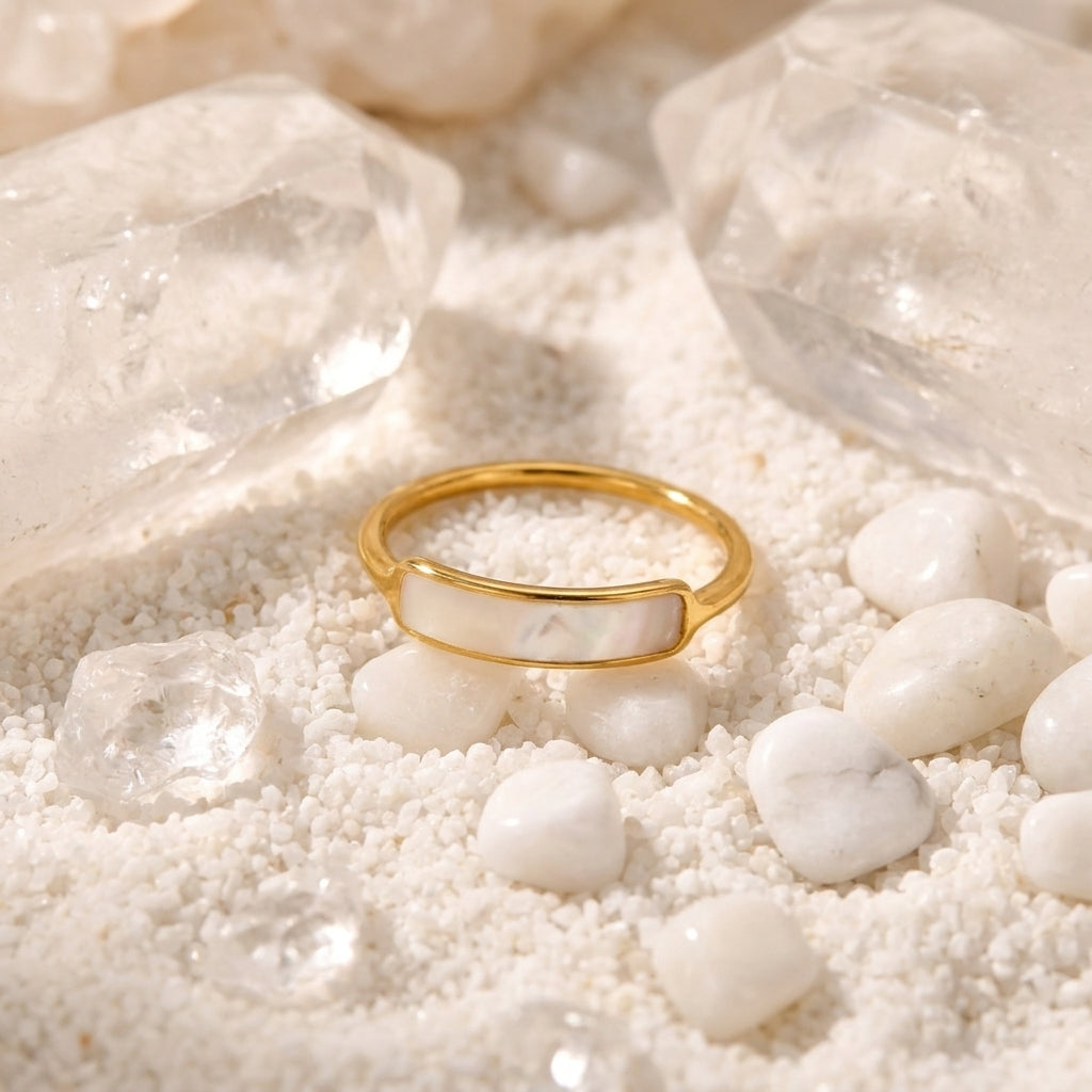 Geometric Electroplated Rings For Women In 304 Stainless Steel With 18K Real Gold PVD Coating And Shell Inlay