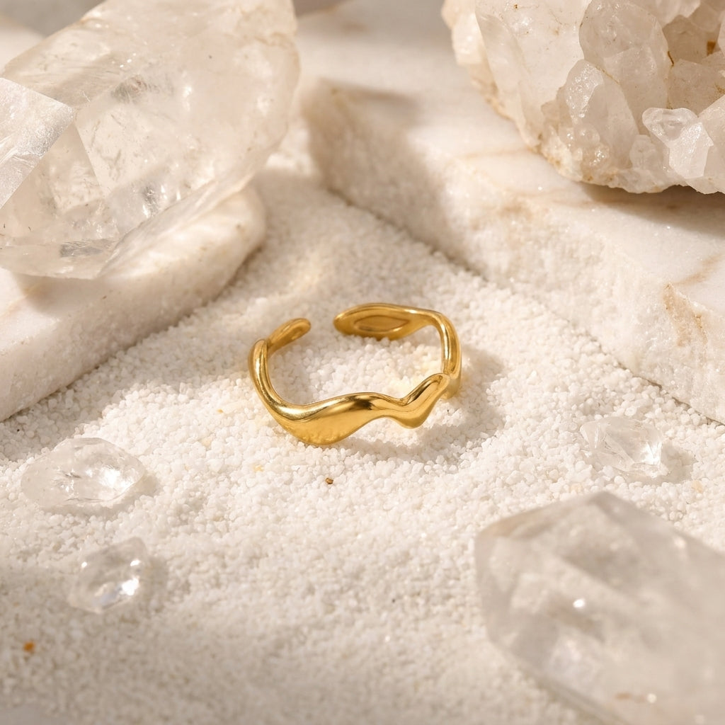 Geometric Electroplated Rings For Women In 304 Stainless Steel With 18K Real Gold PVD Coating And Shell Inlay