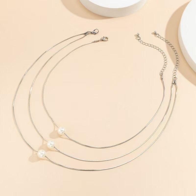 Vintage Style Gold Pearl Beaded Necklace For Women With Alloy Snake Chain