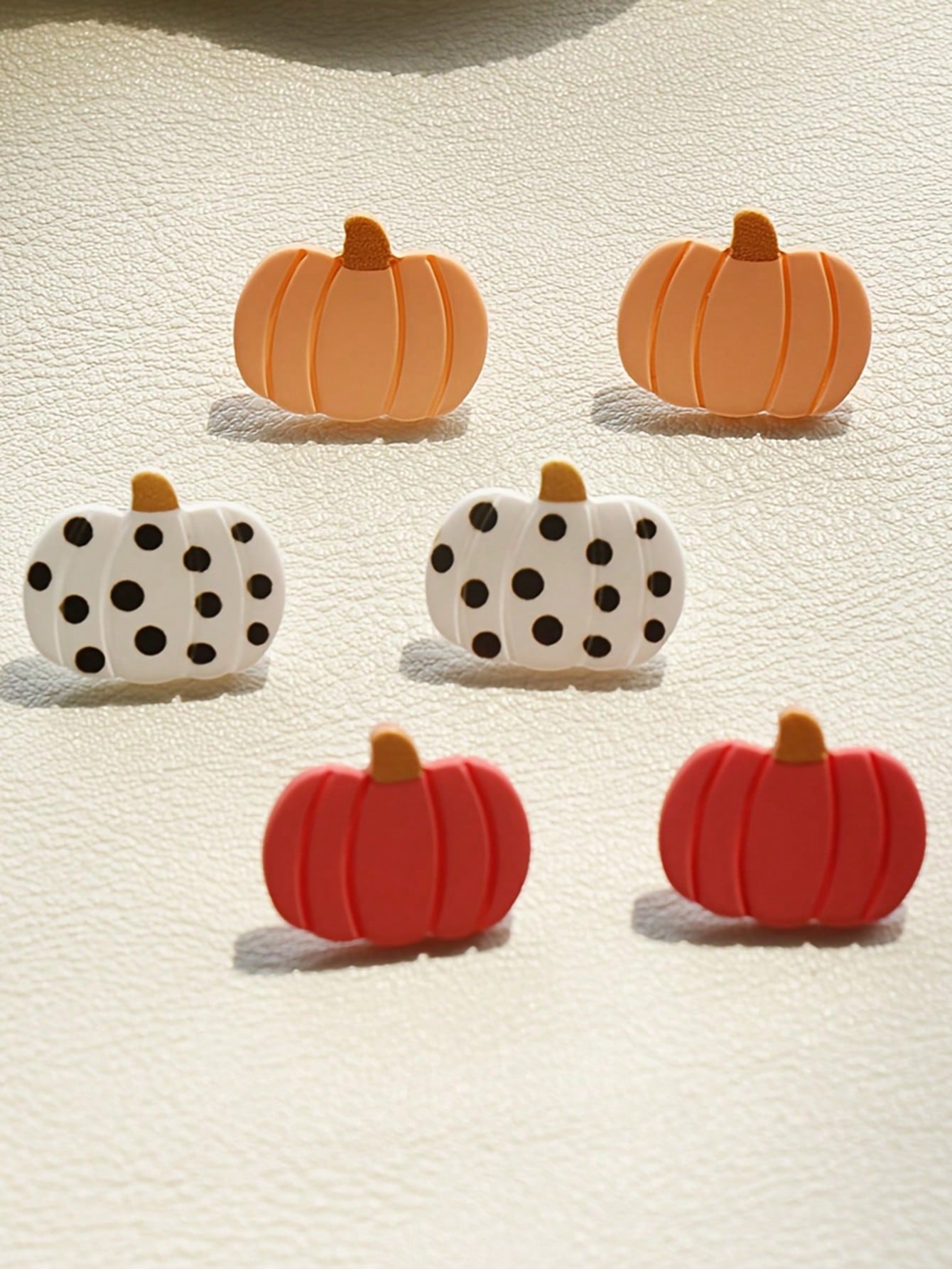 Cute Faceted Pumpkin Stud Earrings For Women With Zinc Alloy Posts In Acrylic Material