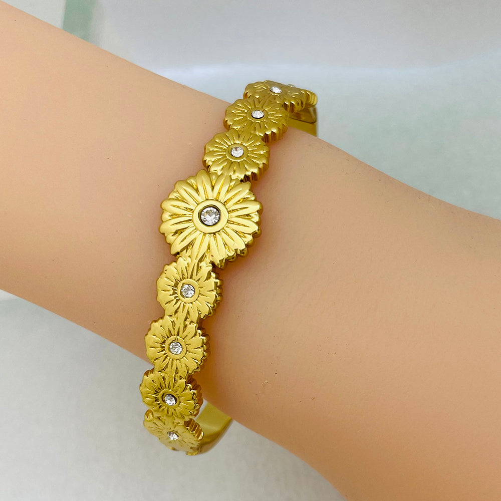 Geometric Electroplated Bangle For Women In 304 Stainless Steel With 18K Real Gold Plated PVD Coating And Rhinestone Inlay