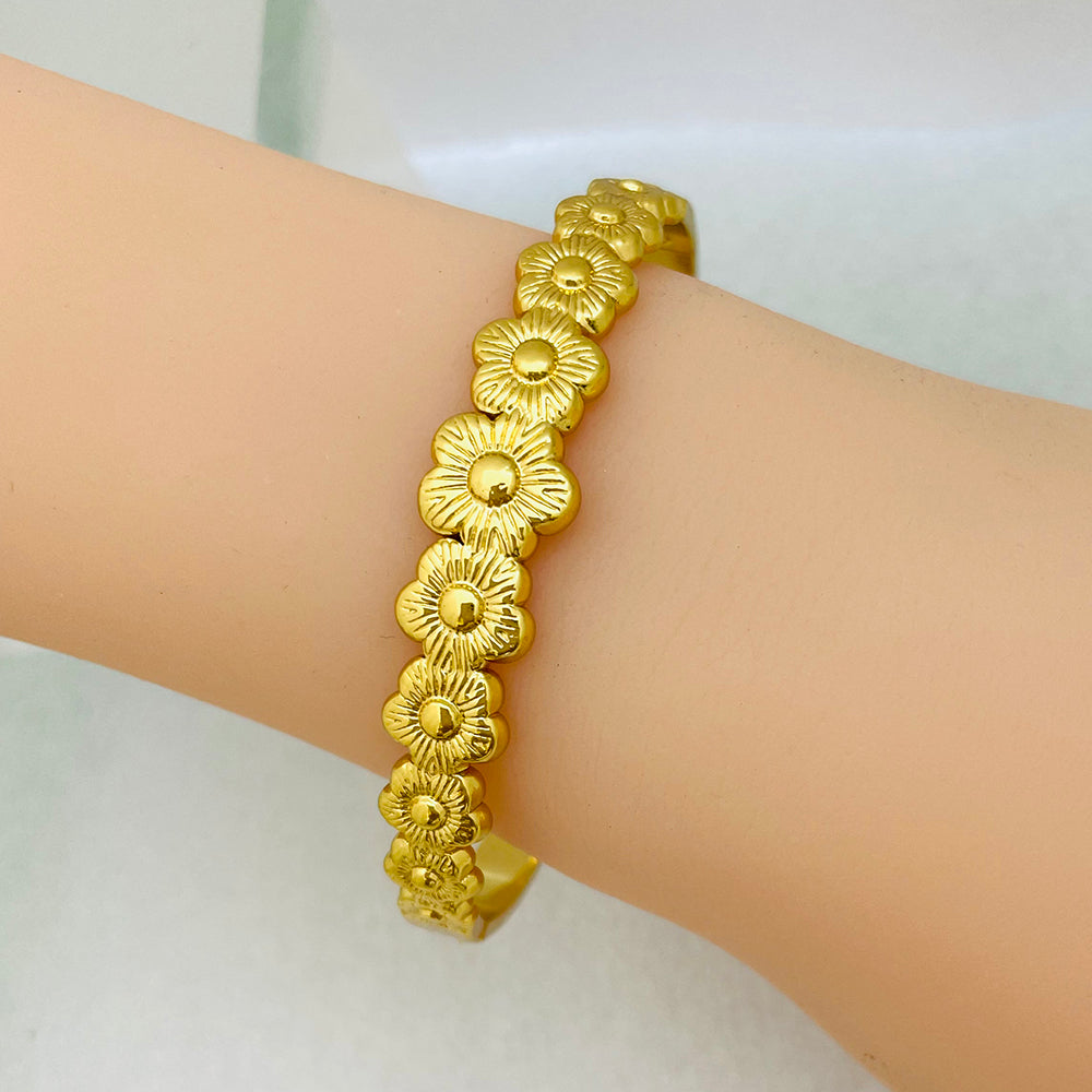 Geometric Electroplated Bangle For Women In 304 Stainless Steel With 18K Real Gold Plated PVD Coating And Rhinestone Inlay