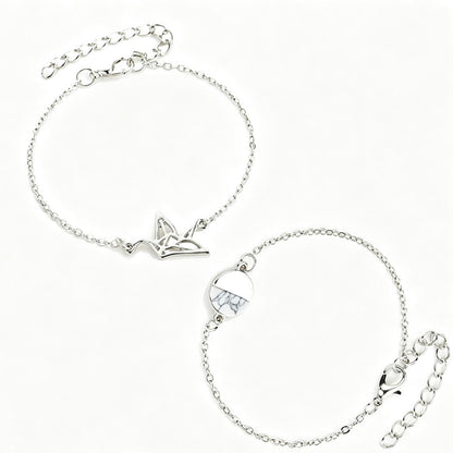 Three-dimensional Geometric Gold Zinc Alloy Bracelet With Electroplated Finish, Stylish Couple Jewelry
