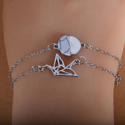 Three-dimensional Geometric Gold Zinc Alloy Bracelet With Electroplated Finish, Stylish Couple Jewelry