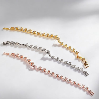 Simple Style Leaf Bracelet For Women In Rose Gold Featuring Alloy Chain With Rhinestone Inlay