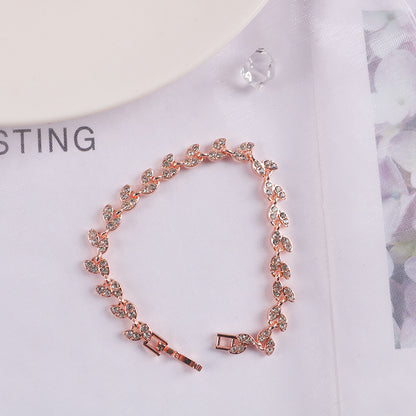 Simple Style Leaf Bracelet For Women In Rose Gold Featuring Alloy Chain With Rhinestone Inlay