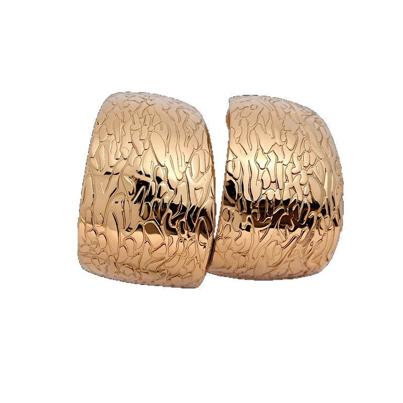 C Shape Stud Earrings For Women In Gold Iron With Featuring Folds Craft