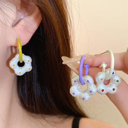 Simple Style Polka Dots Enamel Earrings In White With Iron Base And 304 Stainless Steel Posts For Women