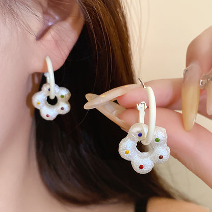 Simple Style Polka Dots Enamel Earrings In White With Iron Base And 304 Stainless Steel Posts For Women