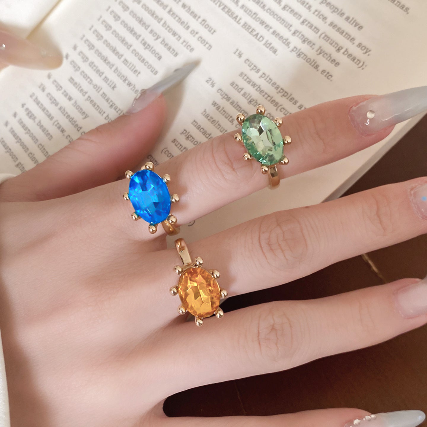 Geometric Open Rings For Women In Gold Alloy Featuring Rhinestones With Claw Setting