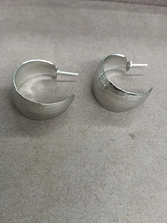 C Shape Stud Earrings For Women In Gold Iron With Featuring Folds Craft