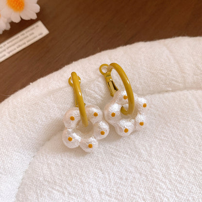 Simple Style Polka Dots Enamel Earrings In White With Iron Base And 304 Stainless Steel Posts For Women
