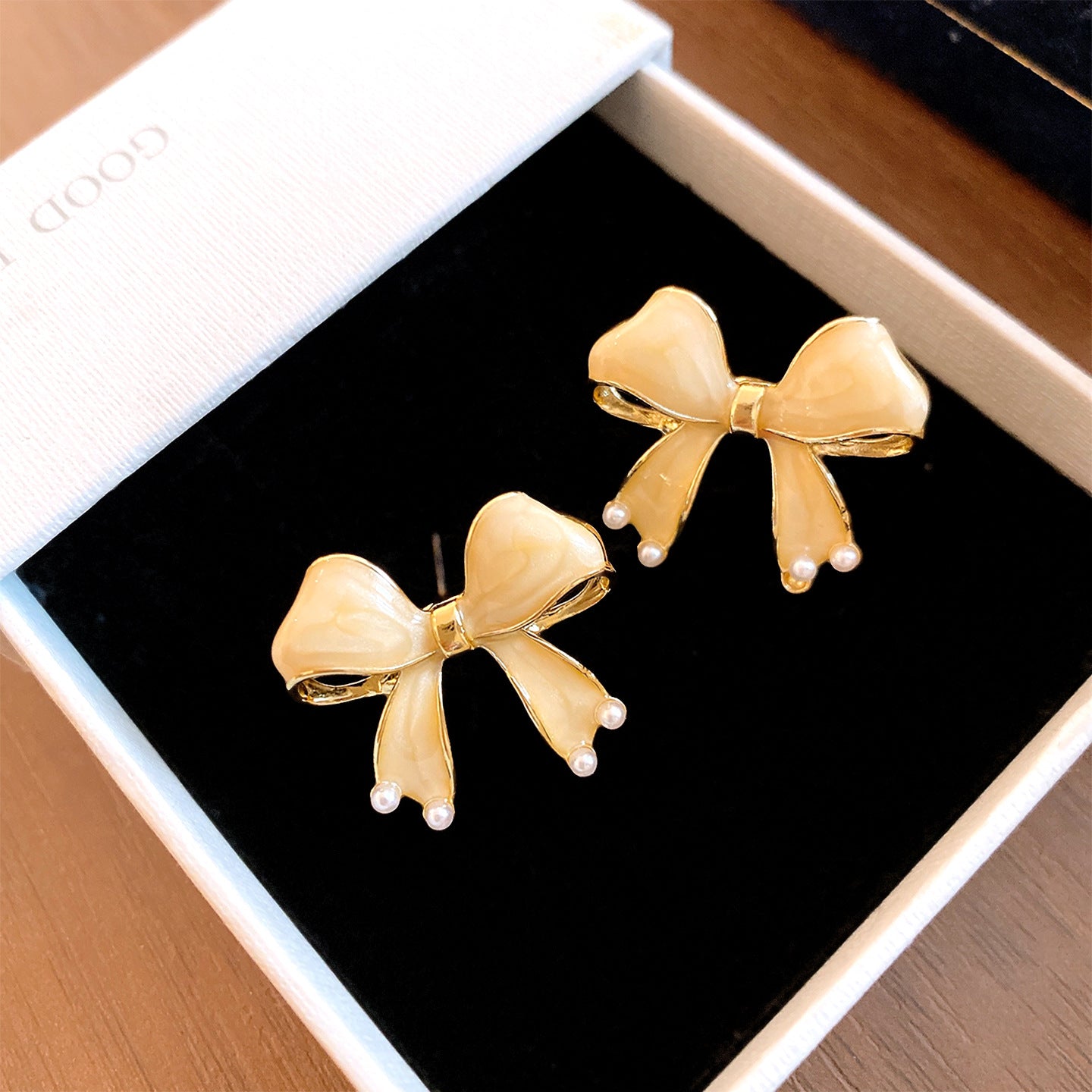 Gold Enamel Bow Tie Stud Earrings For Women With 304 Stainless Steel Alloy And Artificial Pearl Inlay