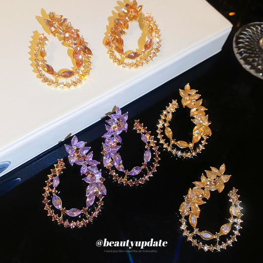 Gold Water Droplets Stud Earrings For Women Featuring Alloy And 304 Stainless Steel With Rhinestone Inlay