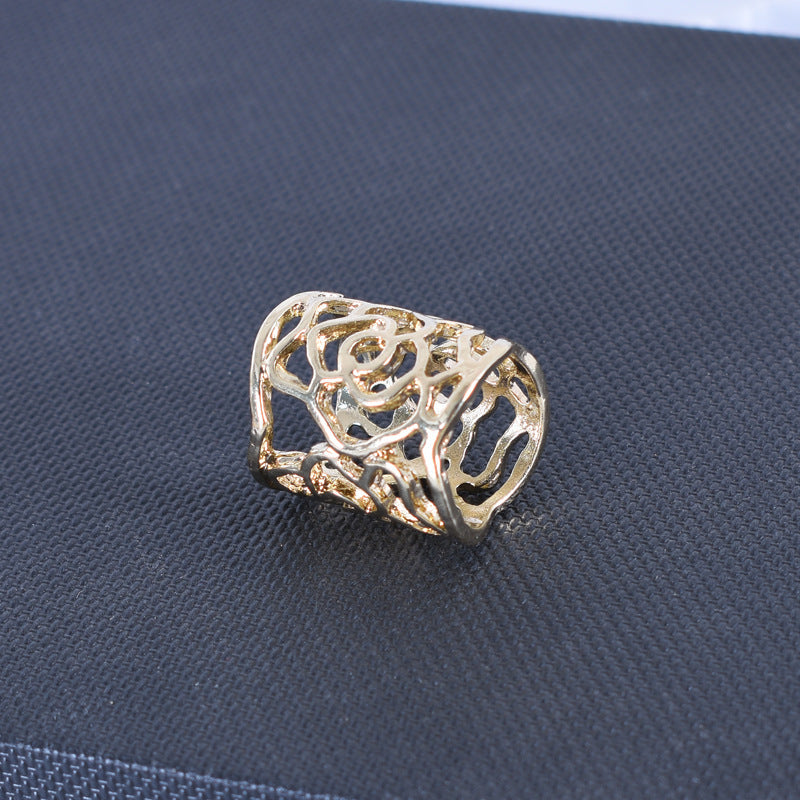 Rose Scarf Ring For Women In Gold Alloy, Elegant Accessory To Enhance Your Style