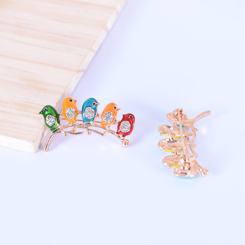 Bird Pin Made Of Alloy Featuring Enamel Craft In Colour