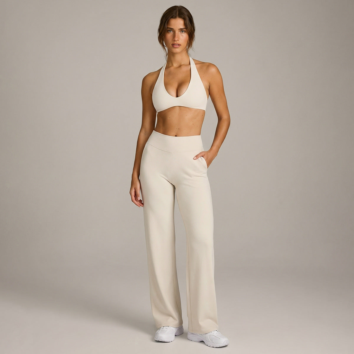 Full Length Sport Yoga Jumpsuit For Women In Stretchy Nylon Fabric With Backless Design And Sleeveless Style