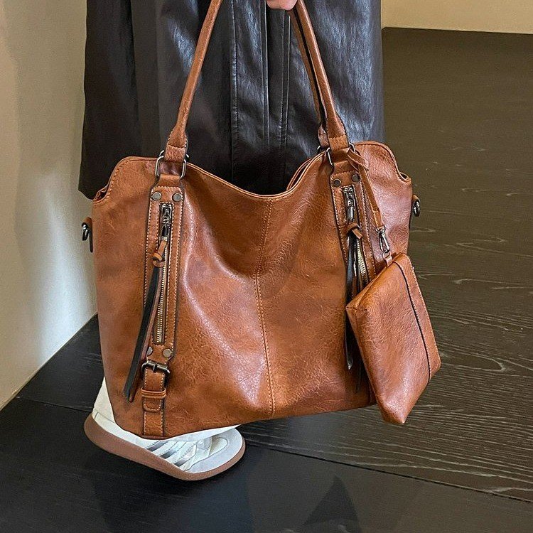 Unisex Square PU Leather Shoulder Bag With Single Shoulder Strap, Large Capacity For All Seasons