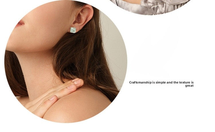 Simple Style Irregular Blue Stud Earrings For Unisex Featuring Alloy Material And Resin Ear Pins With Artificial Gemstones
