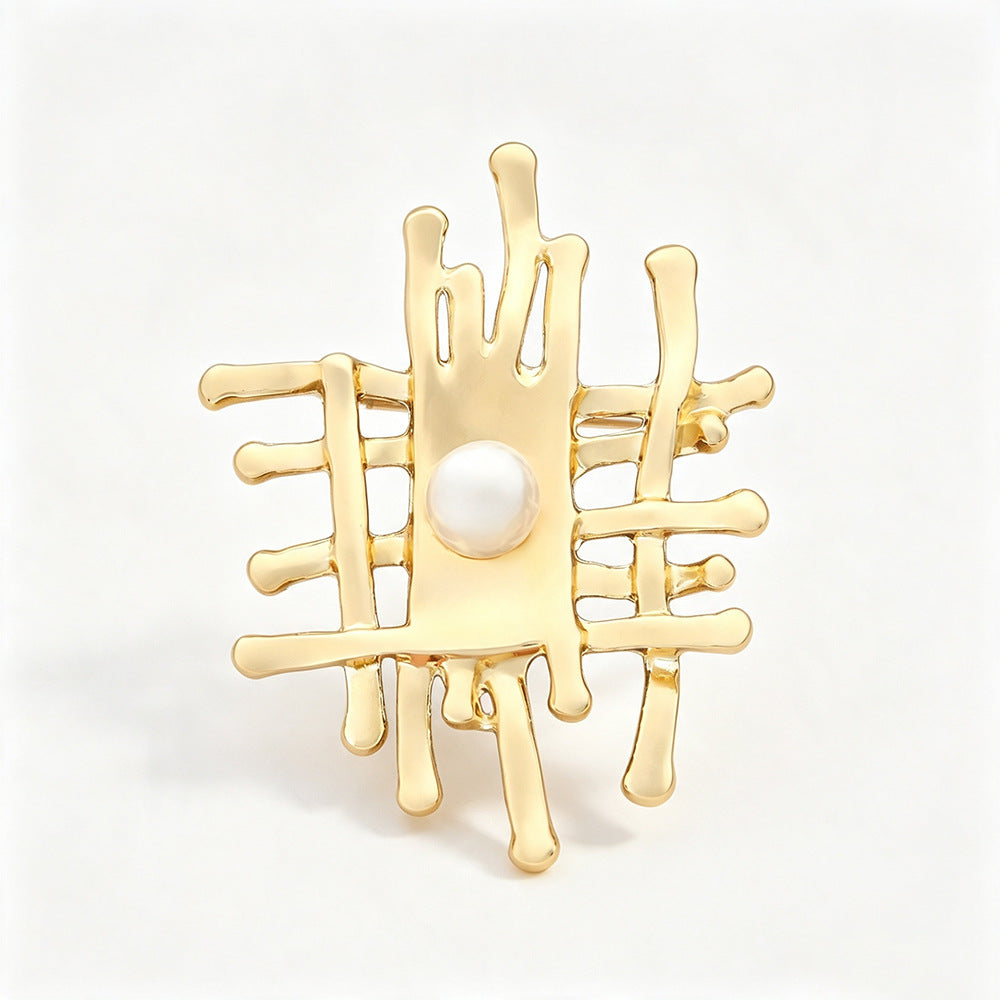 Pin Tree Pattern In 304 Stainless Steel With Artificial Pearl Inlay, Electroplated Finish, Available In Gold
