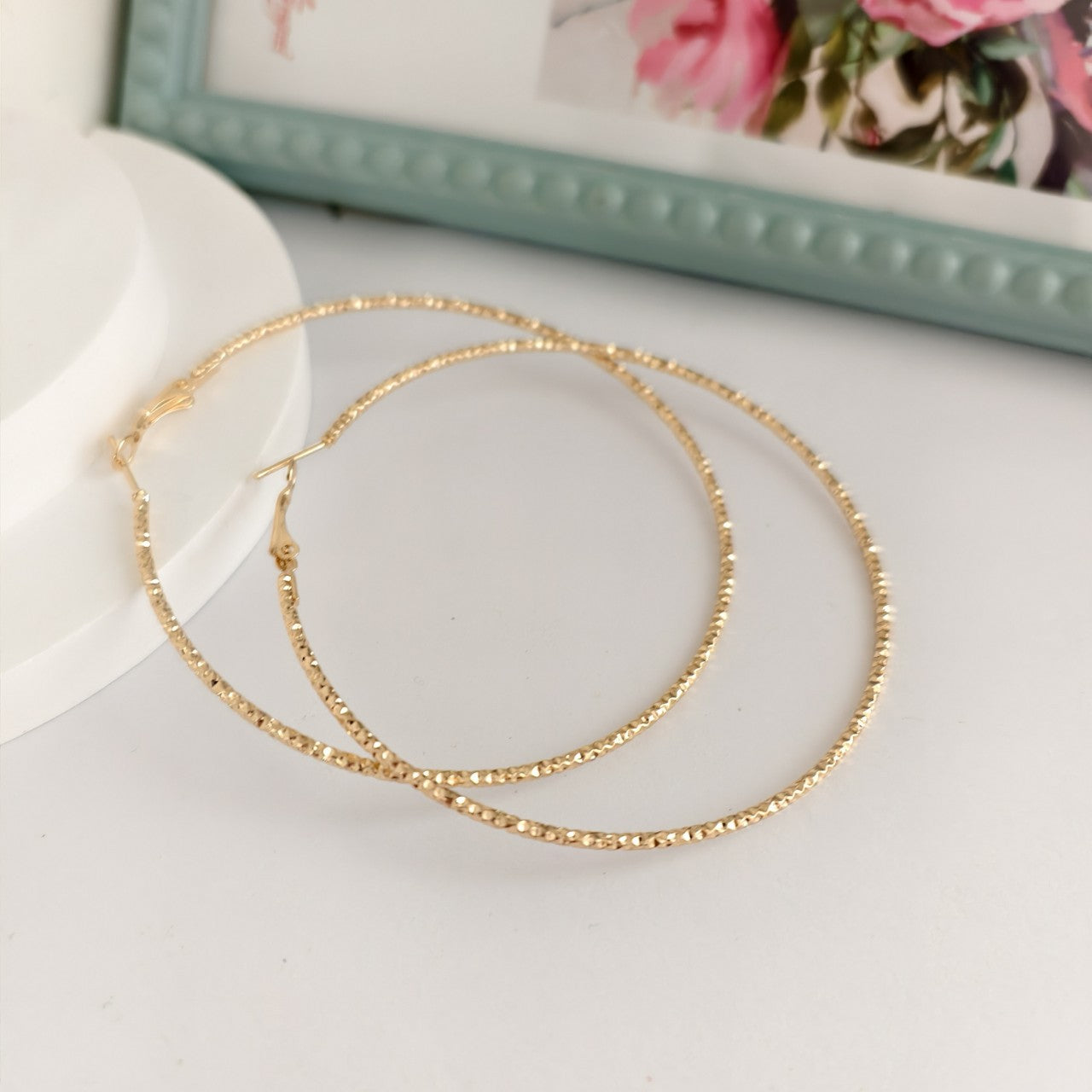 Exaggerated Large Circle Earrings For Women, Alloy Material With Electroplated Finish And Iron Ear Pins