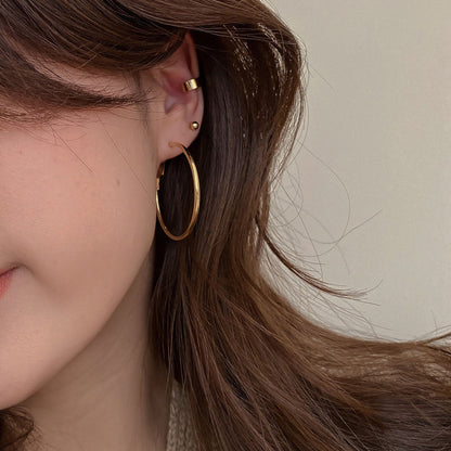 Round Gold Hoop Earrings For Unisex Featuring Exaggerated Style And 304 Stainless Steel Posts With Iron Material