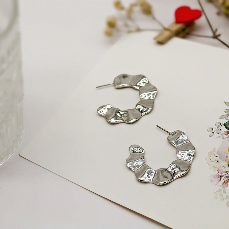 C Shape Stud Earrings For Women In Alloy With Electroplated White K Plated Finish And Iron Ear Pins