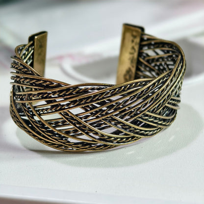 Retro Geometric Braid Metal Bangle With Electroplated Gold Plating Process, Unisex Wristband